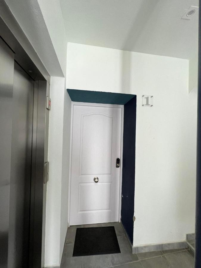 1Br Hidden Gem At The Nook Apartment Gibraltar Bagian luar foto